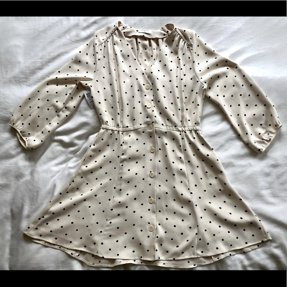 Long sleeve Aritzia dress with tags